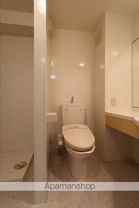 Ｃｏｍｏｄｏ　Ｇｉｏｎｅ　Ａ棟[1LDK/33.39m2]のトイレ