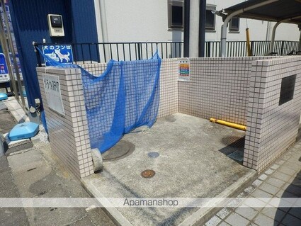 ヴィラ・ウィステリア[2LDK/60.15m2]の共用部2