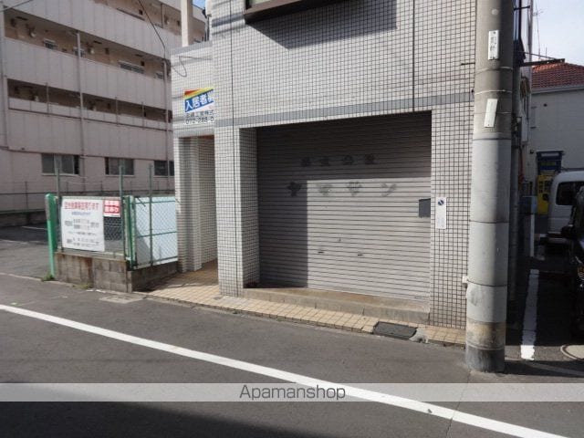 甲斐町TKハイツの玄関写真
