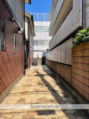 エステートピアルナの玄関写真