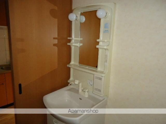 スタイリッシュ レジデンスの内装写真