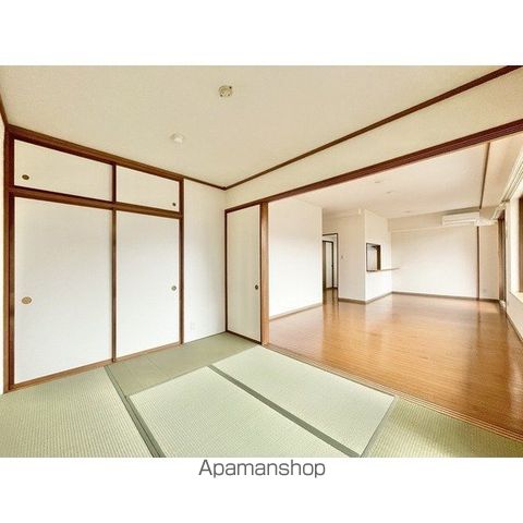 アルティレット泉中央の内装写真