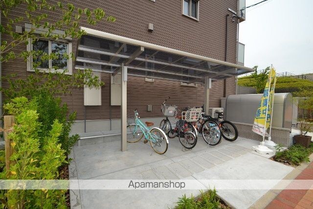 メゾンこころ　Ｂ棟[2LDK/63.75m2]の共用部1