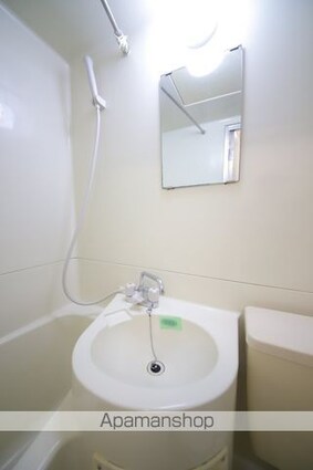 ハイツ椎の木[1R/17m2]の洗面所