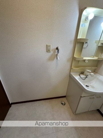 シャトリエ 弐番館の内装写真