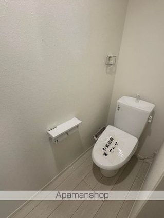 Ｉ－ｗｏｏｄ小江戸川越ガレージハウス[1LDK/96.81m2]のトイレ