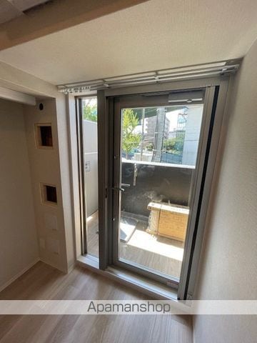 エスリードレジデンス大阪福島サウスフラッツの内装写真