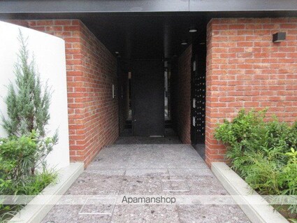 アレーロ高円寺[1K/25.2m2]のエントランス