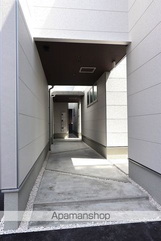 FIVE STARの玄関写真