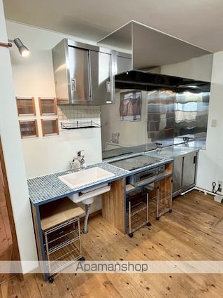 常盤台モダン住宅[3SLDK/128.3m2]のキッチン