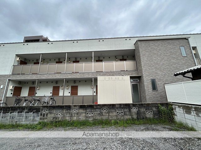 エストレビータ草津IIの外観写真