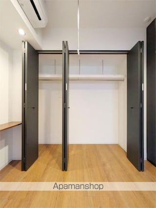 ＺＯＯＭ信濃町[1LDK/37.37m2]の収納