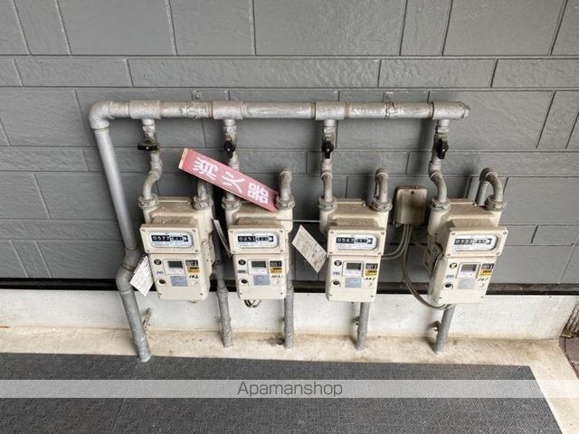 エム・エトアール　Ａ[2LDK/58m2]の共用部2