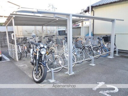 アーバンハイツ若松[1R/32.76m2]の共用部2