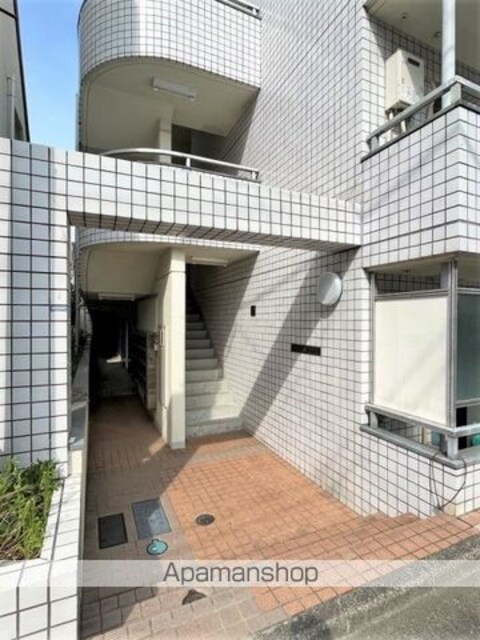 ハイシティ三軒茶屋第１[1K/14.52m2]のエントランス