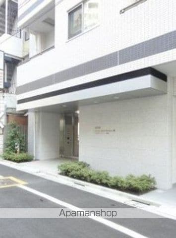 門前仲町レジデンス八番館の玄関写真