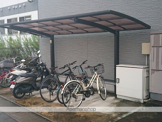 レオパレス空港南IIIの外観写真