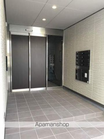 ラ プロスペリテ B棟の玄関写真