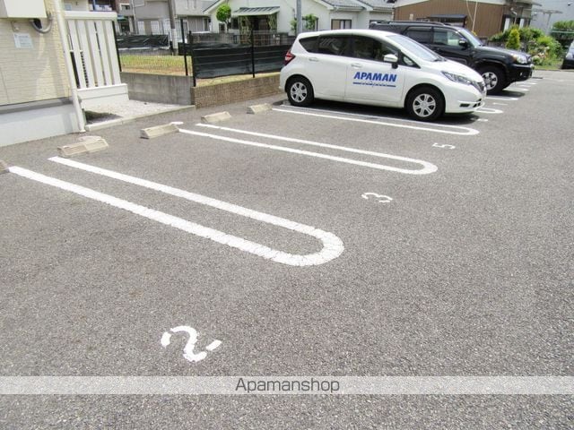 【昭島市緑町のアパートの写真】