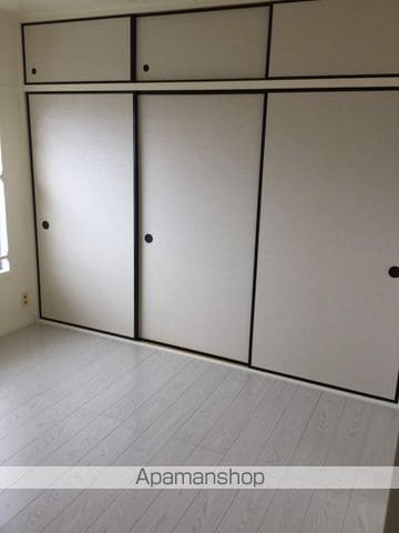 ヴィラナリー瀬戸田 1号棟の内装写真