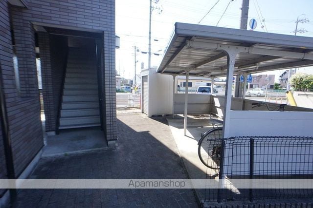 アンプルール リーブル GREENの玄関写真