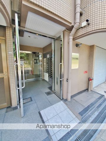 朝日プラザアクルス城東の玄関写真