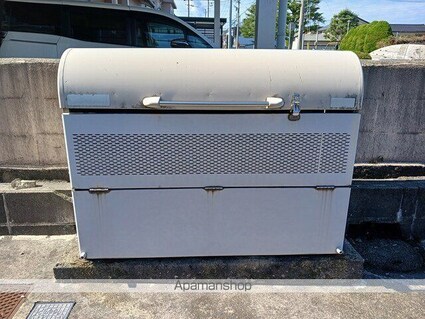 サン・バーディ[1R/32.9m2]の共用部