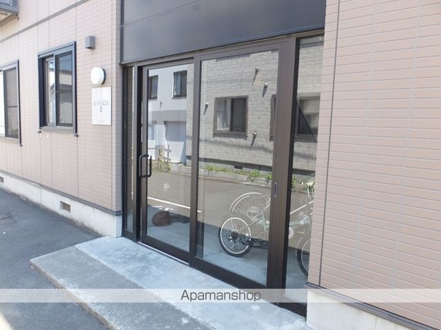 S.PLAZA IIIの玄関写真
