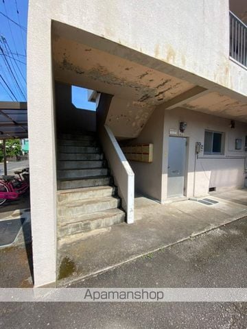 谷口コーポの玄関写真