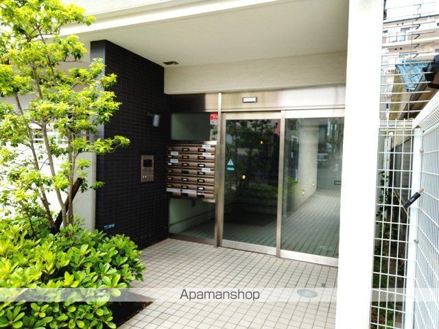 LIVRE COLLINEの玄関写真