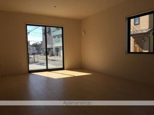 detached 埼玉県坂戸市緑町8-7-3

地図を見る