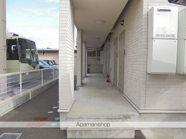 グランチェスタ Nの玄関写真