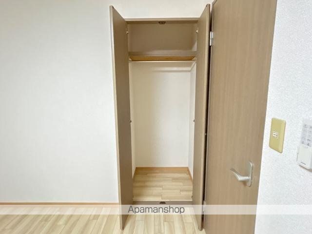 ゴールドクレストの内装写真