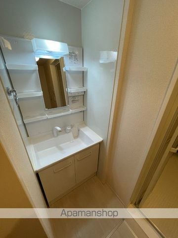 ヤードアイリー Bの内装写真