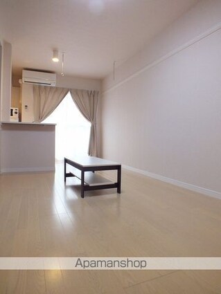 レオネクストメイトユウコウ[1R/27.8m2]のリビング・居間