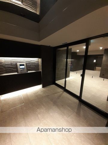 エスリードコート堺筋本町 旧プレール・ドゥーク堺筋本町Qの玄関写真