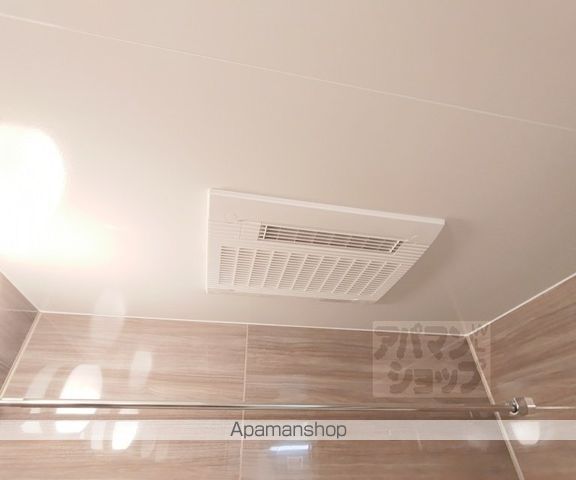 STANDZ西院の内装写真
