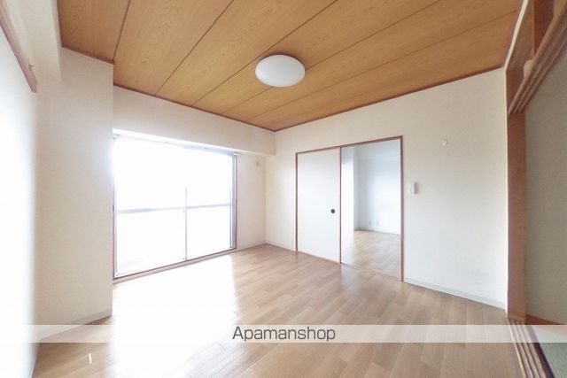 コープ野村川端町A棟の内装写真