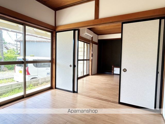 掛川市 2階建 築50年の内装写真