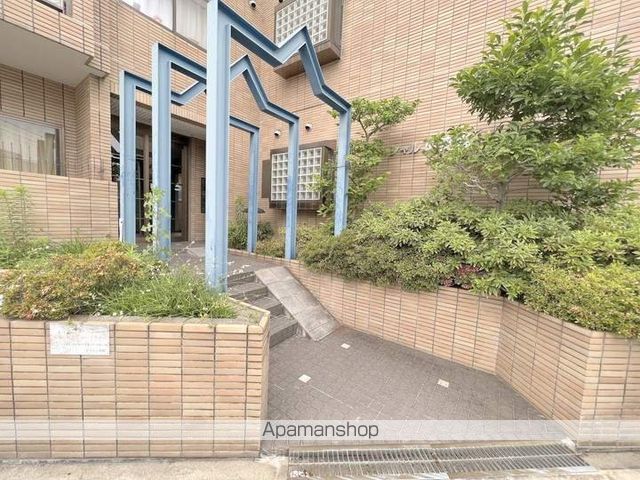 シャルム高殿の玄関写真