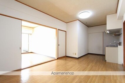 アーバン茜[3LDK/70.02m2]のリビング・居間