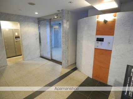 パレステュディオ新宿御苑駅前[1K/20.38m2]の周辺2