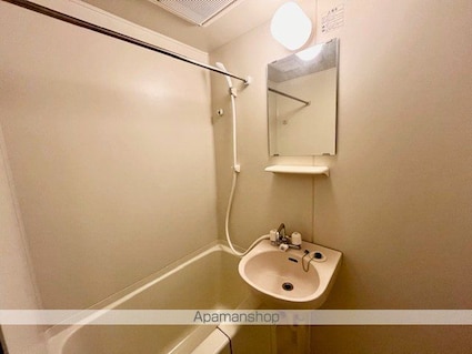 レオパレスサンライズ長濱[1K/23.18m2]のバス