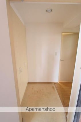 エム・パラッツォ[4LDK/83.29m2]の玄関