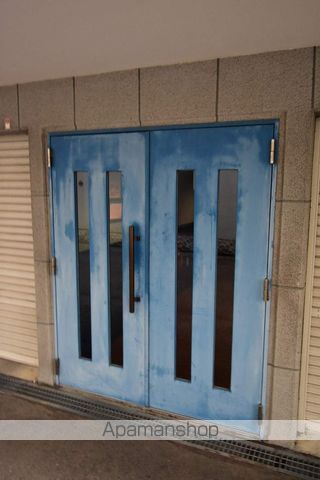 コロアールの玄関写真
