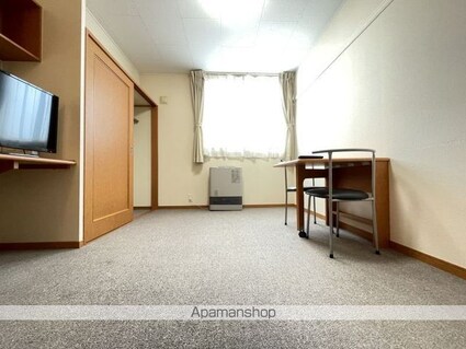 レオパレスドミール湯川[1K/23.18m2]の内装3