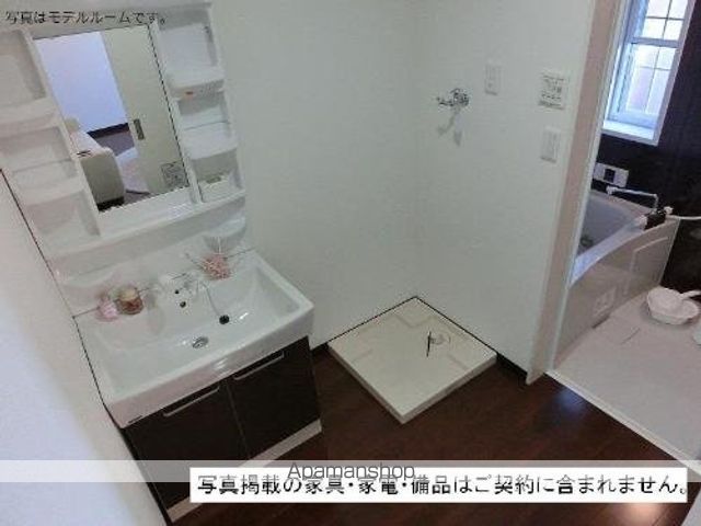 ヨーロピアンシャレー嘉島 壱番館の内装写真