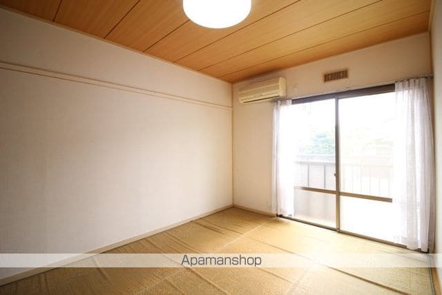 グレースシャトル本町A棟の内装写真
