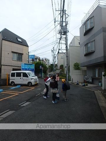 ロイヤルアーバン駒場東大の周辺写真