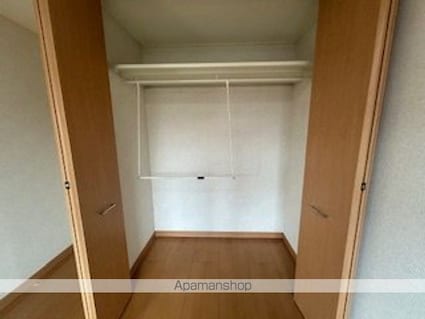 メゾン栗東[1LDK/40m2]の収納